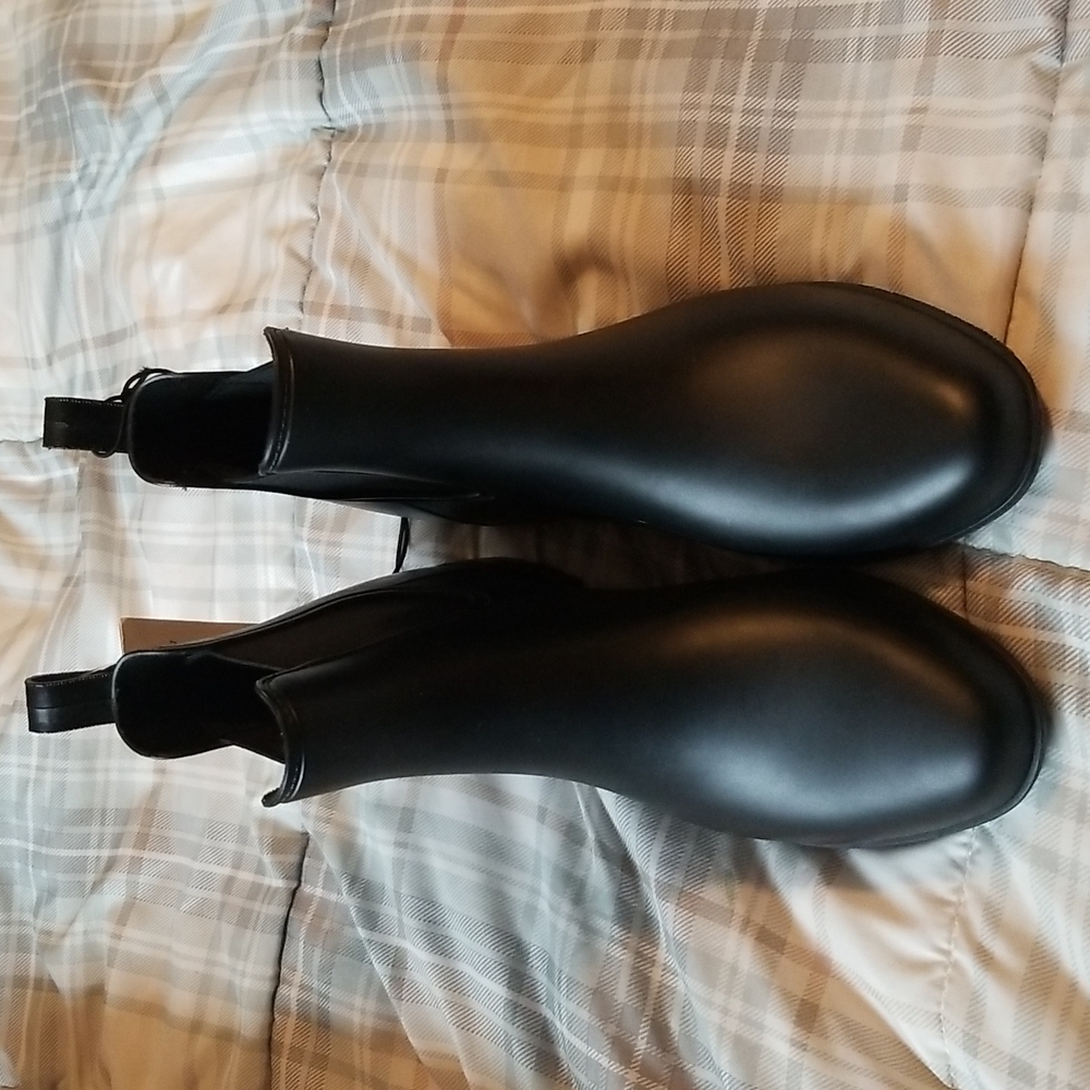 Rain boots